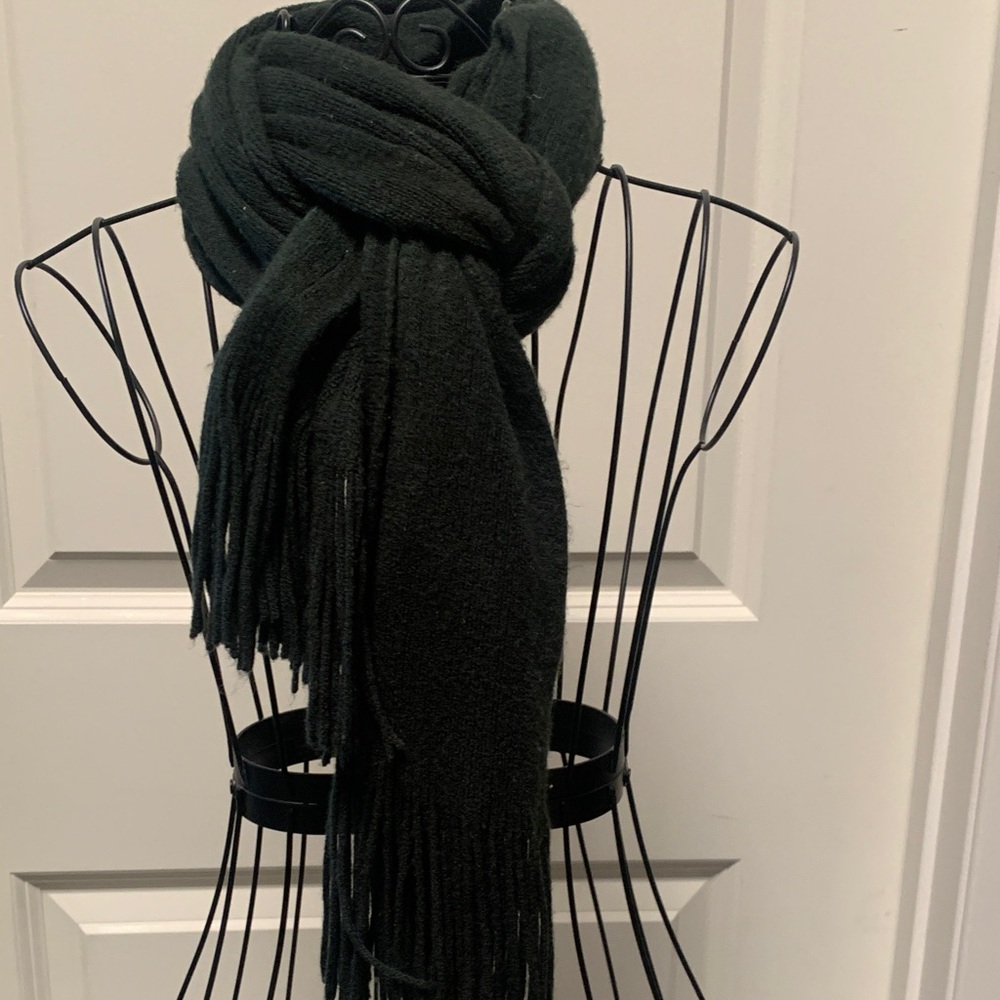 Cozy Black Knit Scarf